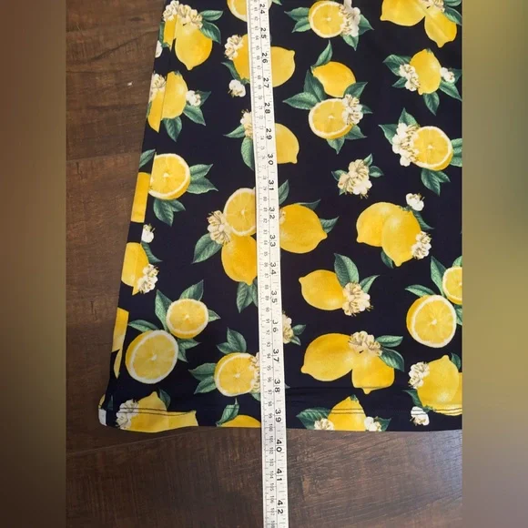 AVON Lemon Print Black Dress - Picture 10 of 10